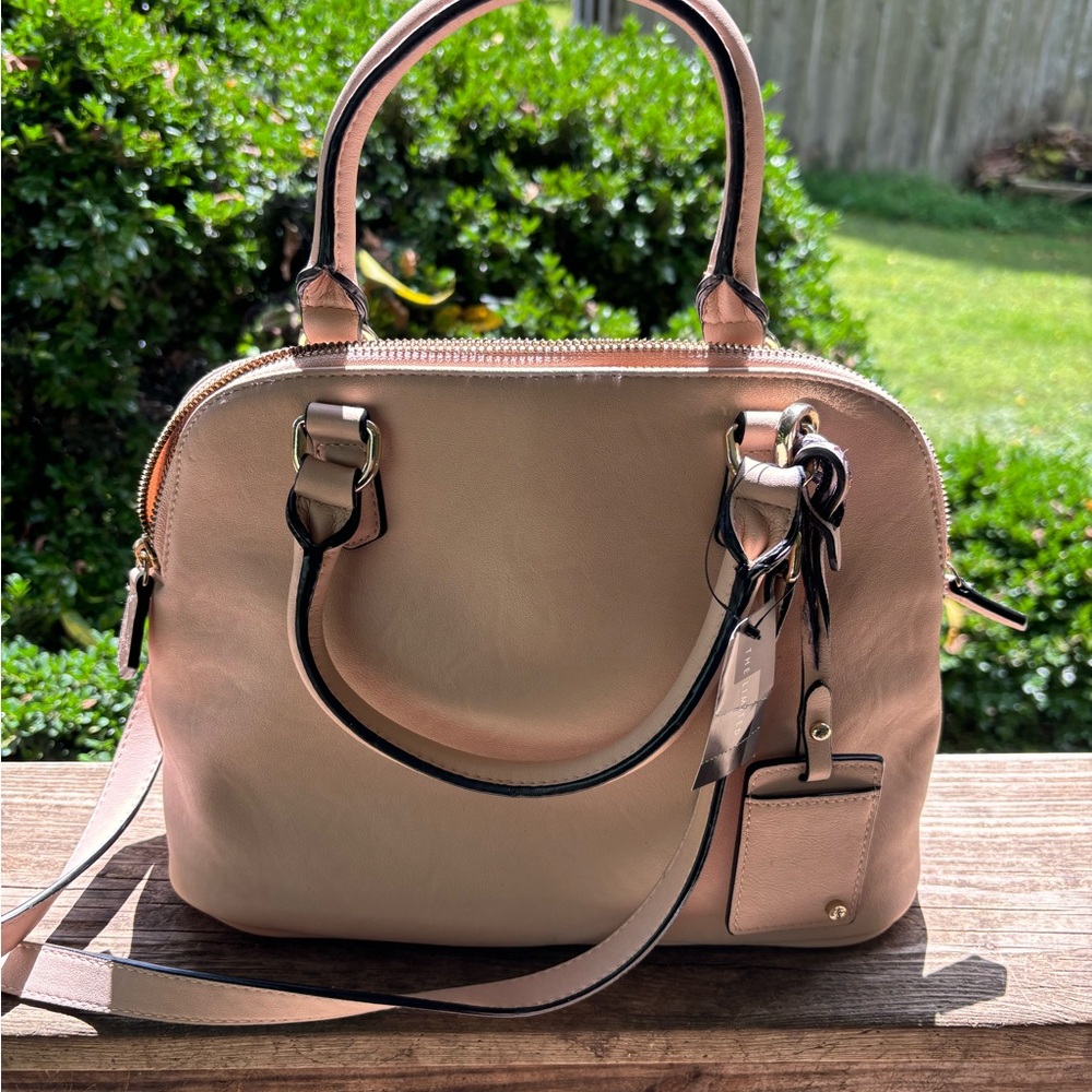 The Limited Elegant Light Pink Leather Handbag/Shoulder Bag/Crossbody NWT - Picture 1 of 10